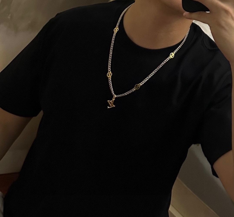 LV Necklaces